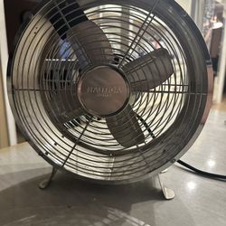 Nautica Home - Durable Metal Drum Fan, 12
