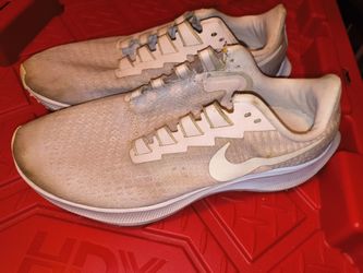 Light Pink Nike Shoes
