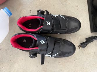 Peloton Cycling Shoes – Size 41 – Black & Red