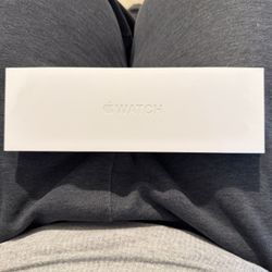 Brand New Unlocked Apple Watch Series 10 46mm (Jet Black) with Sports Band.