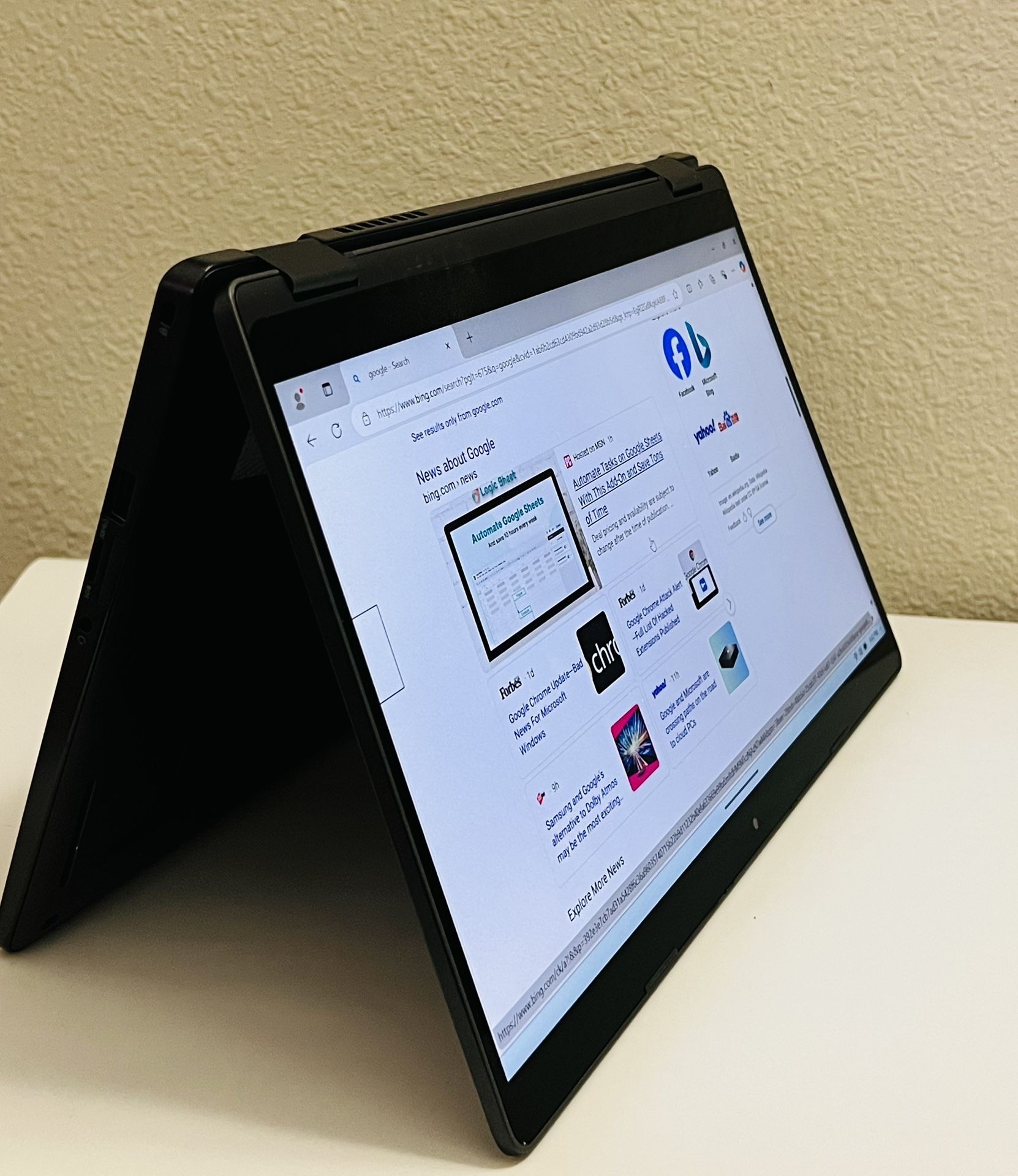 Touchscreen Laptop, Core i7, 16GB Ram. Office Included