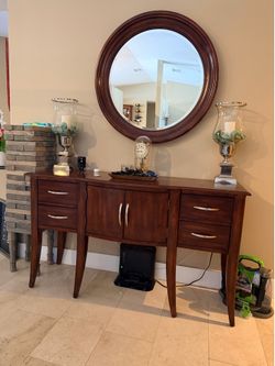 Wood Hutch Set