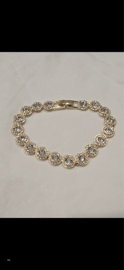 Swarovski tennis bracelet like new