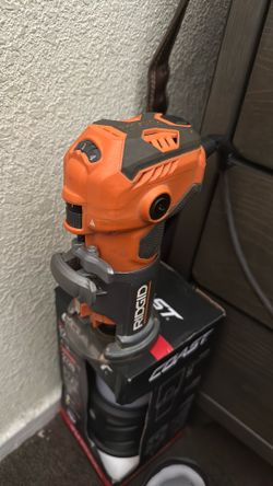 RIDGID 5.5 Amp Compact Fixed-Base Corded Router
