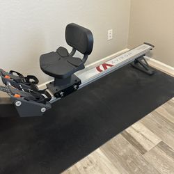 Aviron Gaming Rowing Machine