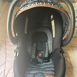 Monbebe Bolt Infant Car Seat, Urban Boho