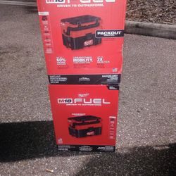 Milwaukee M18 FUEL PACKOUT 2.5 Gal Wet/Dry Vacuum (Tool Only)