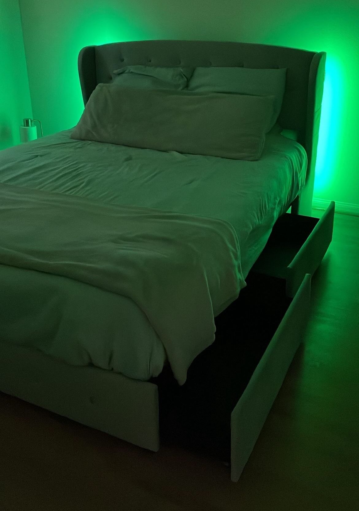 QUEEN SIZE. LED, GREY BEDFRAME. PERFECT CONDITION