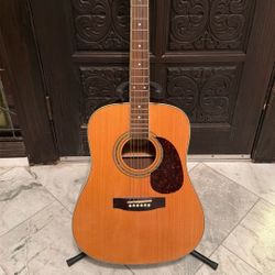 Mitchell Acoustic 6-String Guitar – Model MD200S 