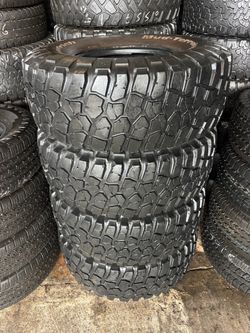 Bfgoodrich mud terrain 33/12/50R15LT