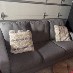 Couch With Pillows Great Condition 