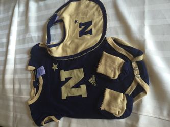 Three-piece infants set