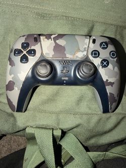 PS5 DualSense Wireless Controller Camo Edition