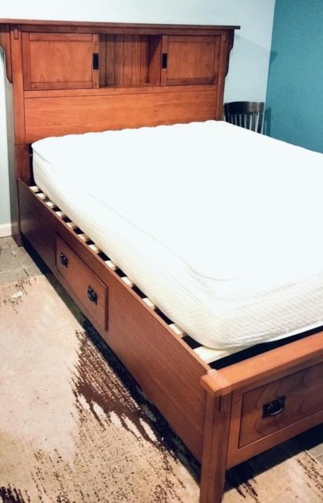 Wooden Bedroom Set