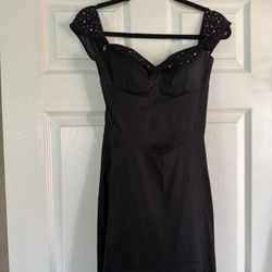 Windsor Dress. Off Shoulder Mermaid Fit