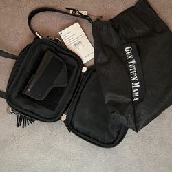 Gun Tote’m Mama - Black Purse