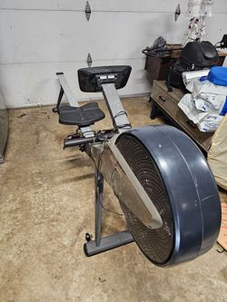 Dynamic KN3550 Rowing Machine