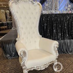 Throne Chair 