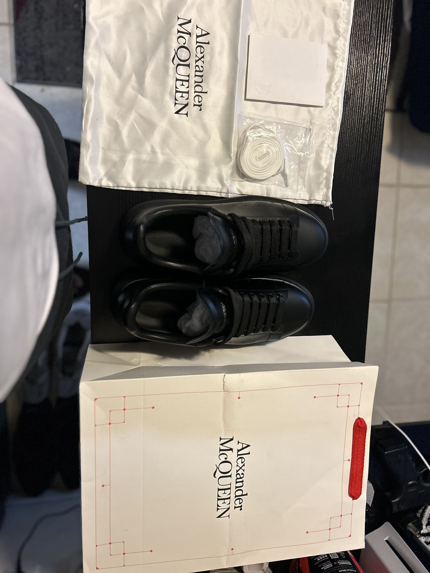 Alexander Mcqueen(black) Size-44/10.5-11