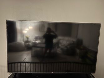 82" LG 4K Smart TV Ultra HD