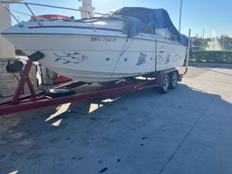 Sea Ray SRV 1979 Express Cruiser