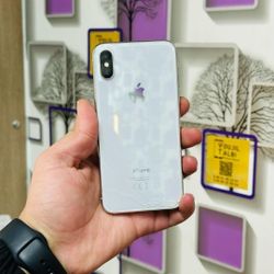 iPhone X Unlocked / Desbloqueado 😀 - Different Colors Available