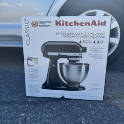 KitchenAid Classic Tilt-Head Mixer