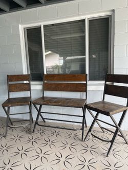 High Bench and 2 Chairs