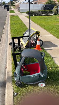 Free ítems on curb