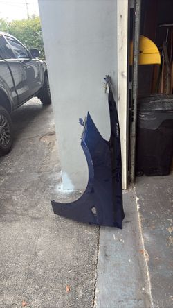 Tesla Model 3 17-23 Lh. Fender Oem