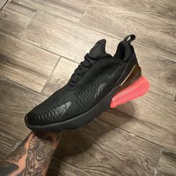 Nike 270 Size 9.5m