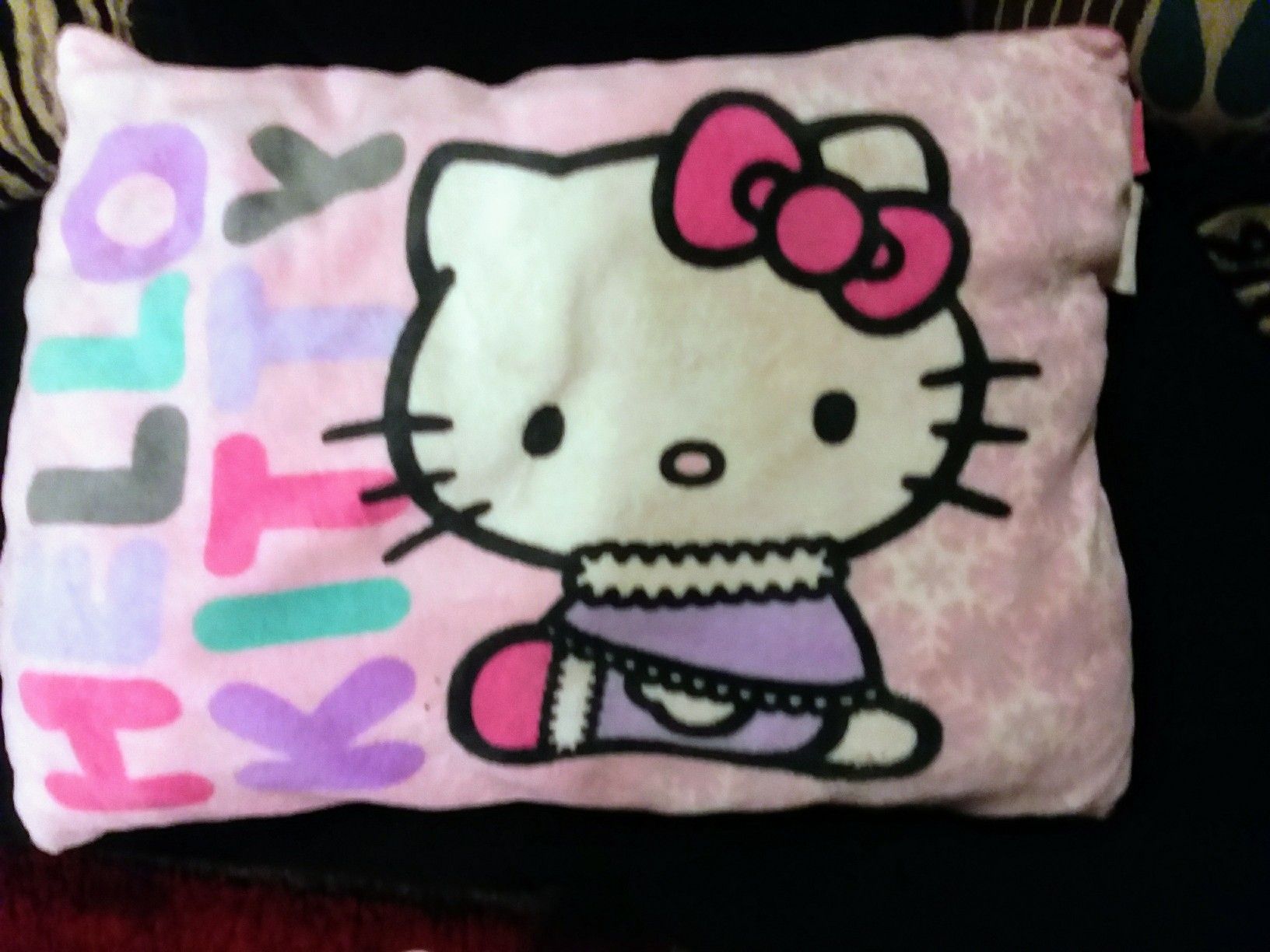 Hello kitty fluffy pillow