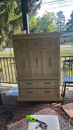 Thomasville vintage armoire