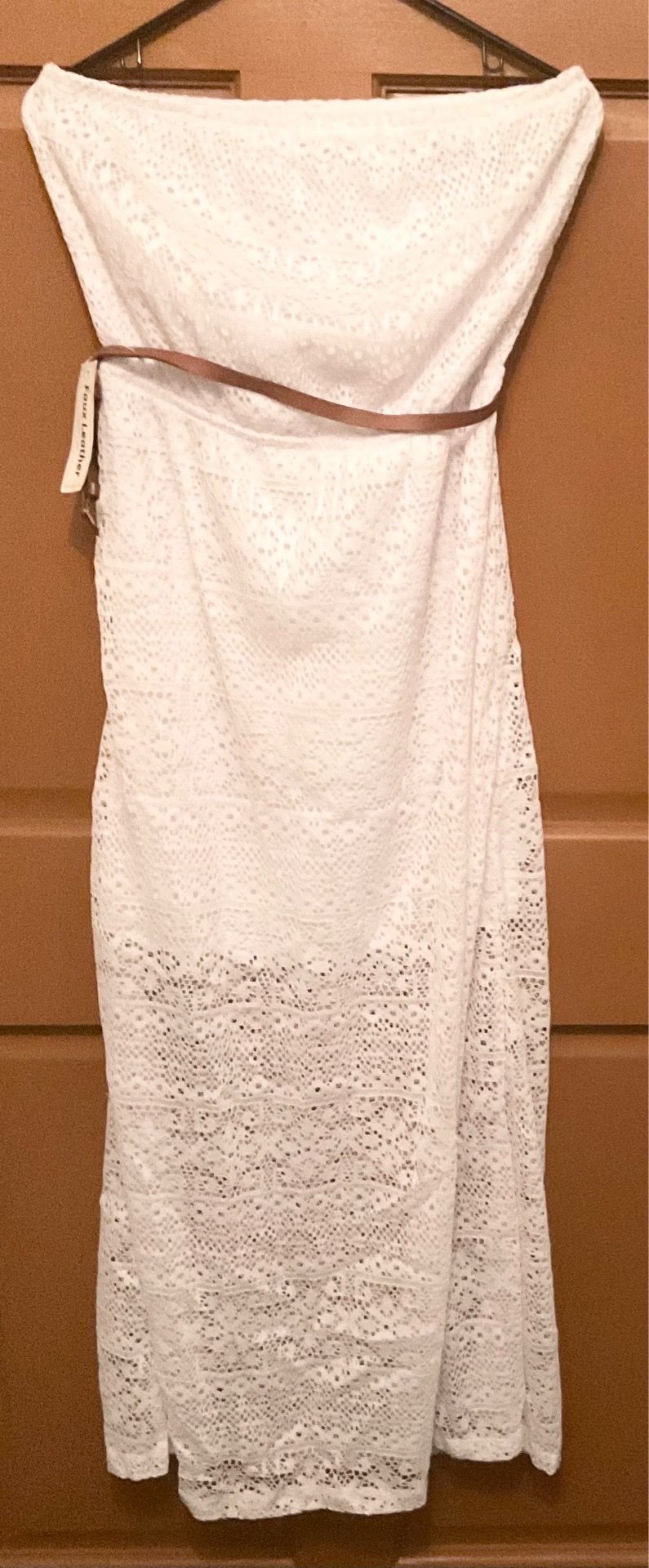 New ladies strapless dress-size Large-$15 Firm,No Holds or Spam