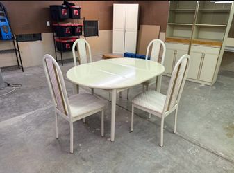 Dining Table & 4 Chairs  - Delivery Available🚚