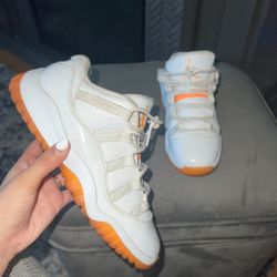 Jordan 11 Low ‘citrus’ Size 2y
