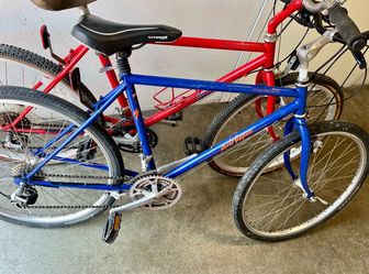 Nice pair of 1990s era specialized bikes