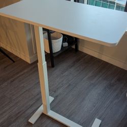 Liftable Table