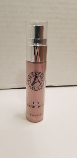 Signature club a led light