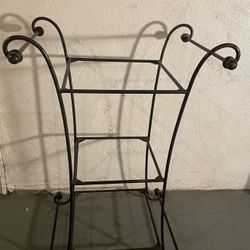 Vintage 3-Tier Wrought Iron Side Table/Plant Stand (Pier 1 Imports)