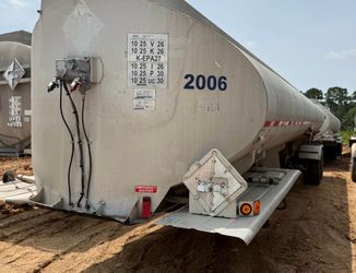 1974 Trailmaster Tank Trailer