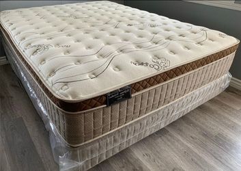 King Organic Cloud Europillow Top 12inch Mattress