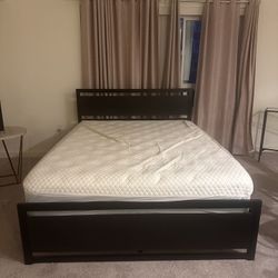 Queen Bed And Frame 