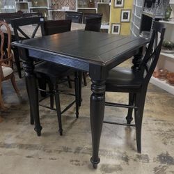 Bar height table - 2 Stool Chairs