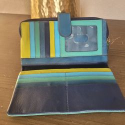 ILI Genuine Leather Smartphone Wallet With RFID In Green Tones Multi Color READ