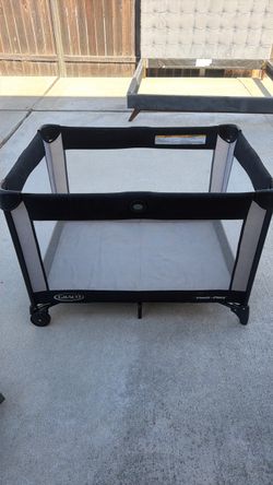 Graco Pack 'n Play Playard