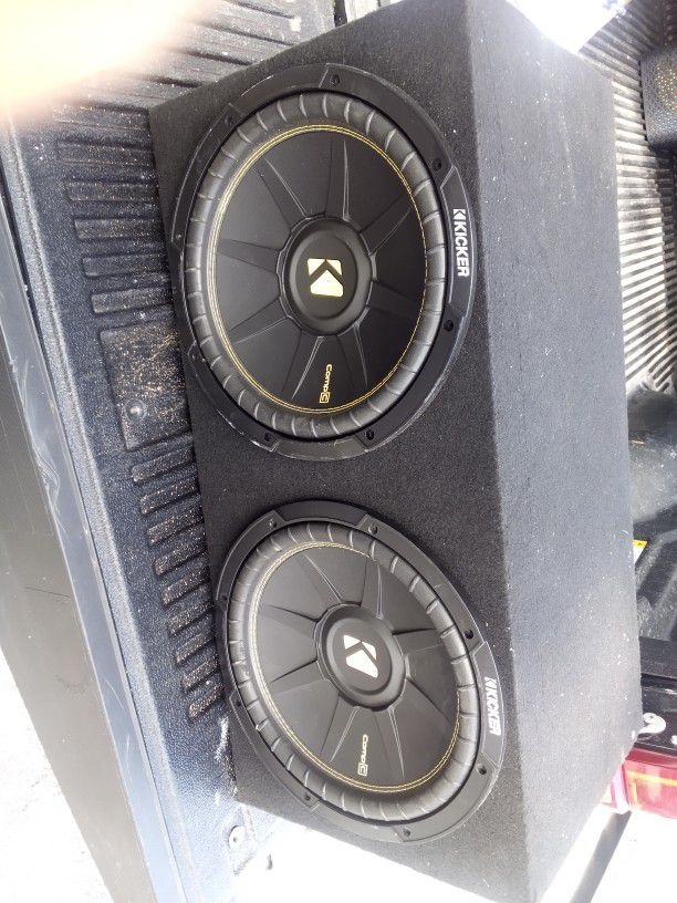 Two 10" Kicker Subs With Capacitor 