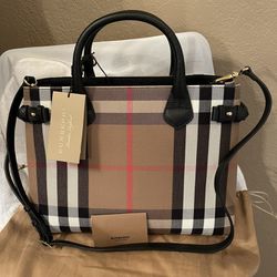 Authentic Burberry Purse New