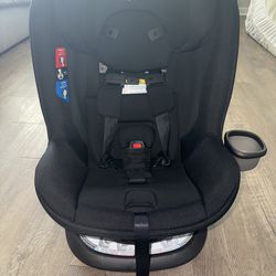 Nuna RAVA™ Next Convertible Car Seat