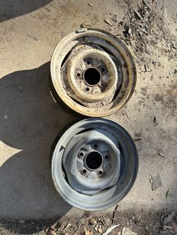 Pair Of Ford 15x6 Steel Wheels 5-5.5